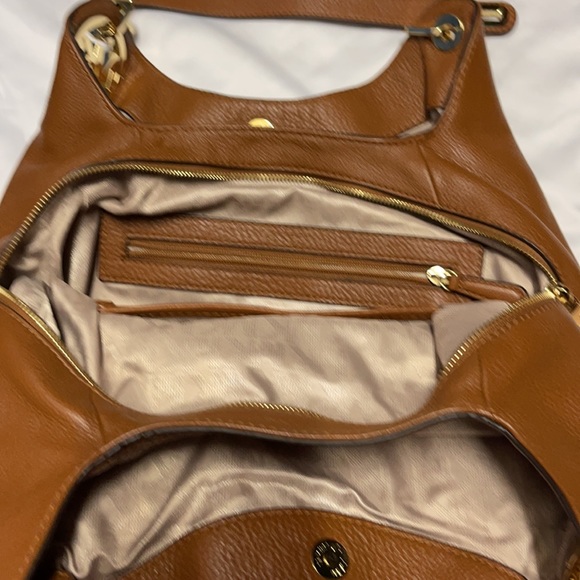 Michael Kors Hobo - Picture 3 of 6